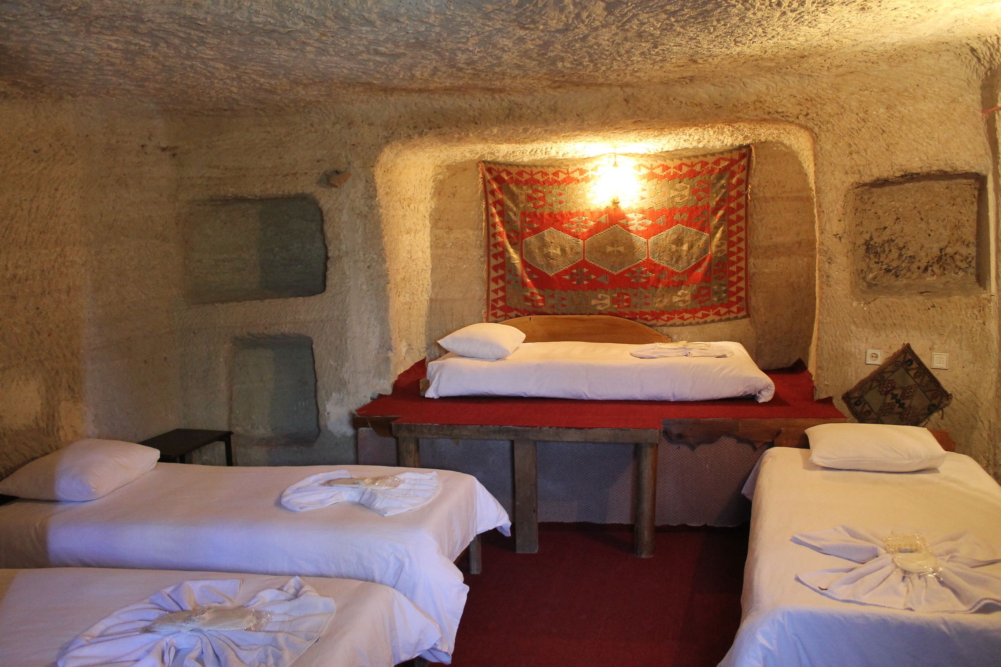 Yasin'S Place Backpackers Cave Hostel ギョレメ エクステリア 写真